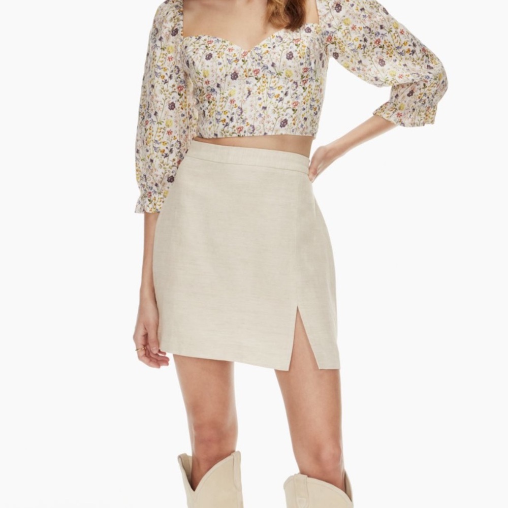 Wilfred Cream Beige Linen Mini Skirt with Front Slit